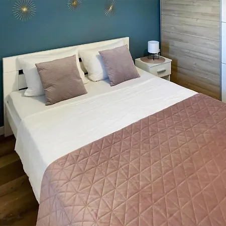 Amazing In With Wifi Holiday home Polaca