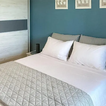 Amazing In With Wifi Holiday home