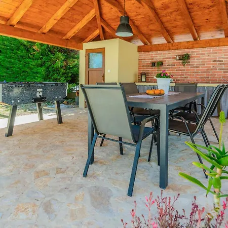 Amazing In With Wifi Holiday home